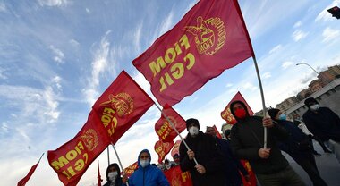 Alla Stellantis di Pomigliano, alle elezioni dei rappresentanti della sicurezza la FIOM è il primo sindacato con il 37% di voti, pari a 1.380 voti. Servirà a qualche cosa?