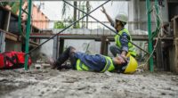 Se il polverone sollevato da Salvini sull’incidente di Milano non fosse solo una lurida strumentalizzazione, il ministro dovrebbe radere al suolo tutti i cantieri dove vengono, per il profitto, uccisi gli operai. Ma quelli non sono campi Rom, sono i luoghi in cui i suoi sostenitori si arricchiscono